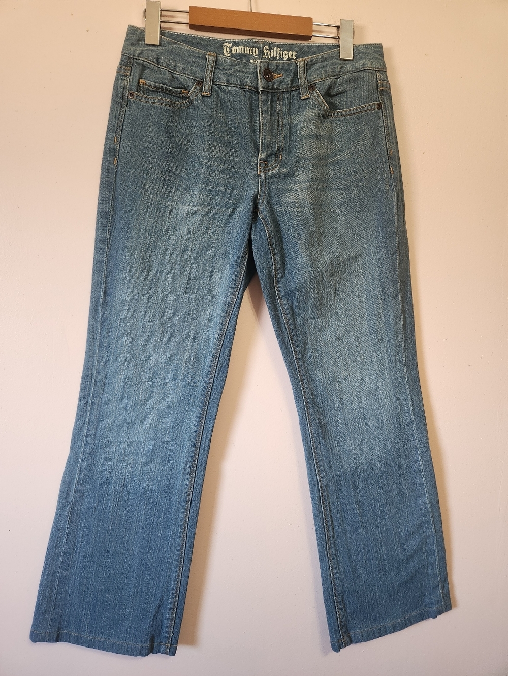 Tommy Hilfiger Boyfriend Easy Fit Bootcut Jeans Y2K Late 2000s Mid Rise Denim 4